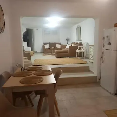 View * אמבלאס